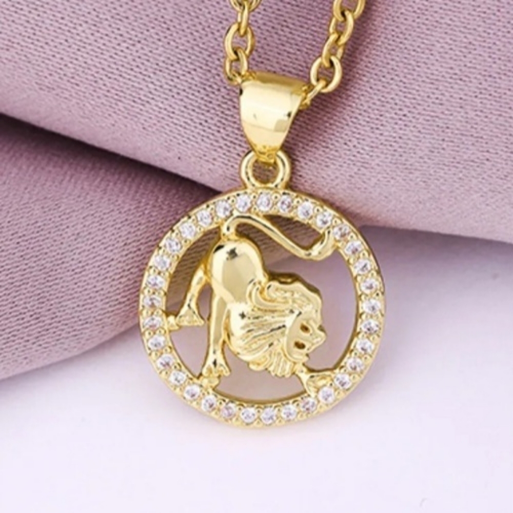 Leo Necklace Inlaid Zircon Gold Plated Stainless Steel Zodiac